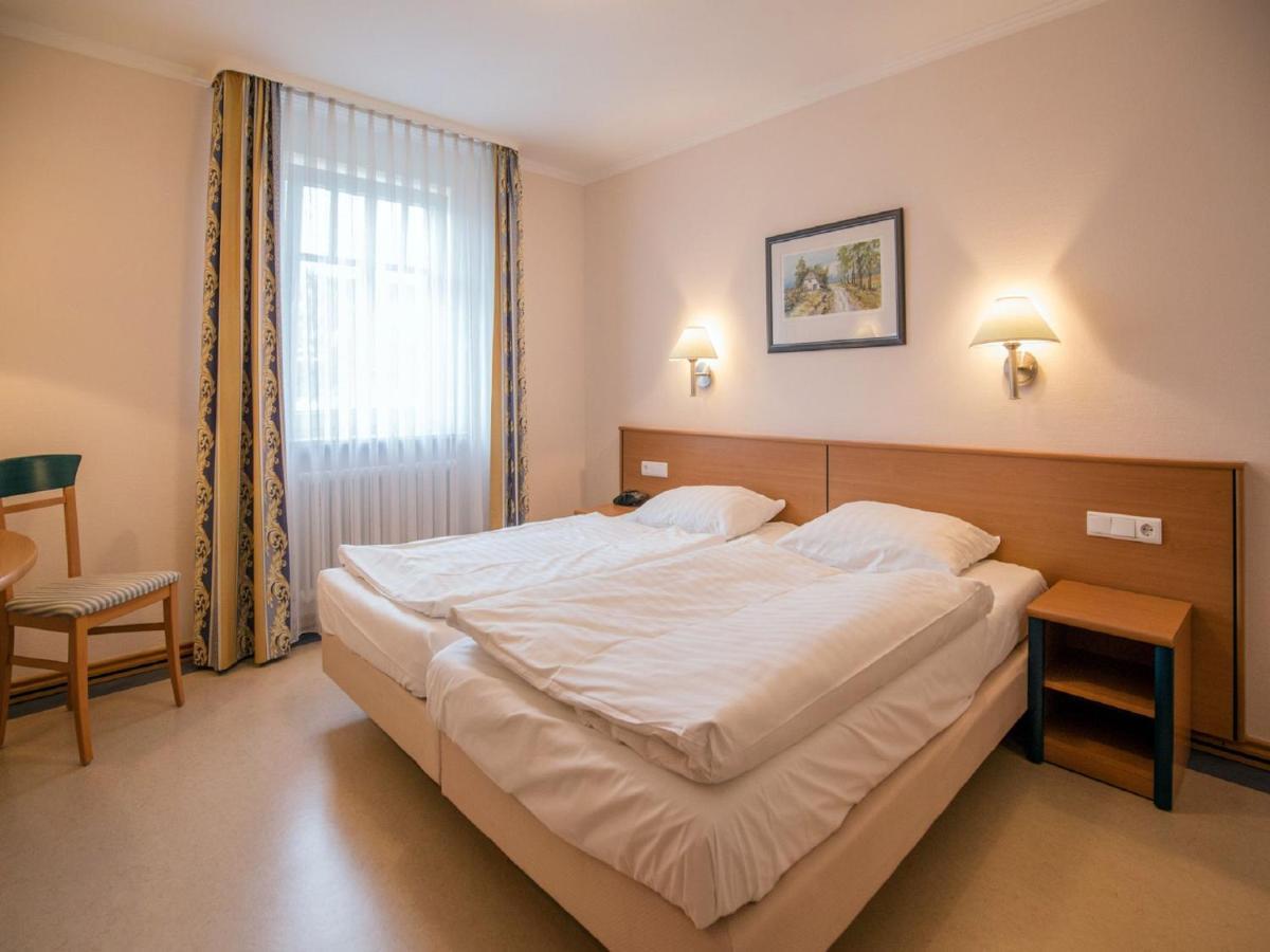 Komfort Mit 1 Schlafzimmer Und Balkon Im Obergeschoss 132 Apartment *